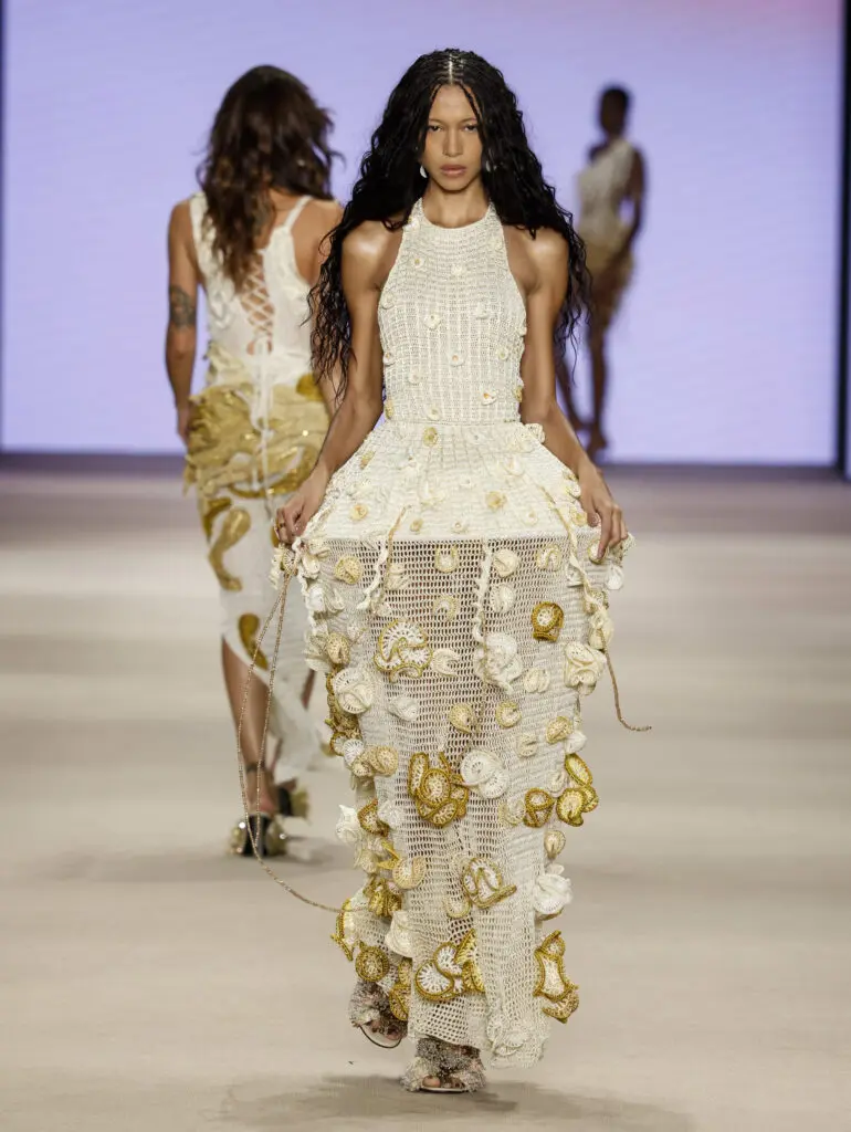 AmmiSPFW N61Foto: Ze Takahashi/ @agfotosite