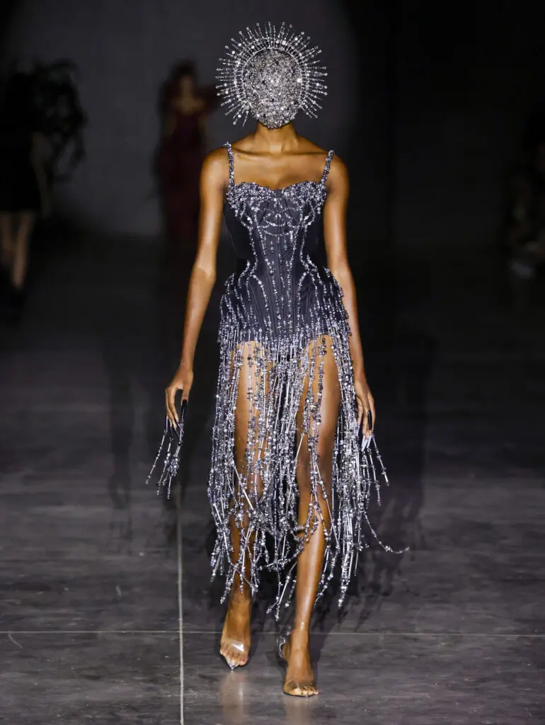 ArtemisiSPFW N61Foto: Ze Takahashi/ @agfotosite