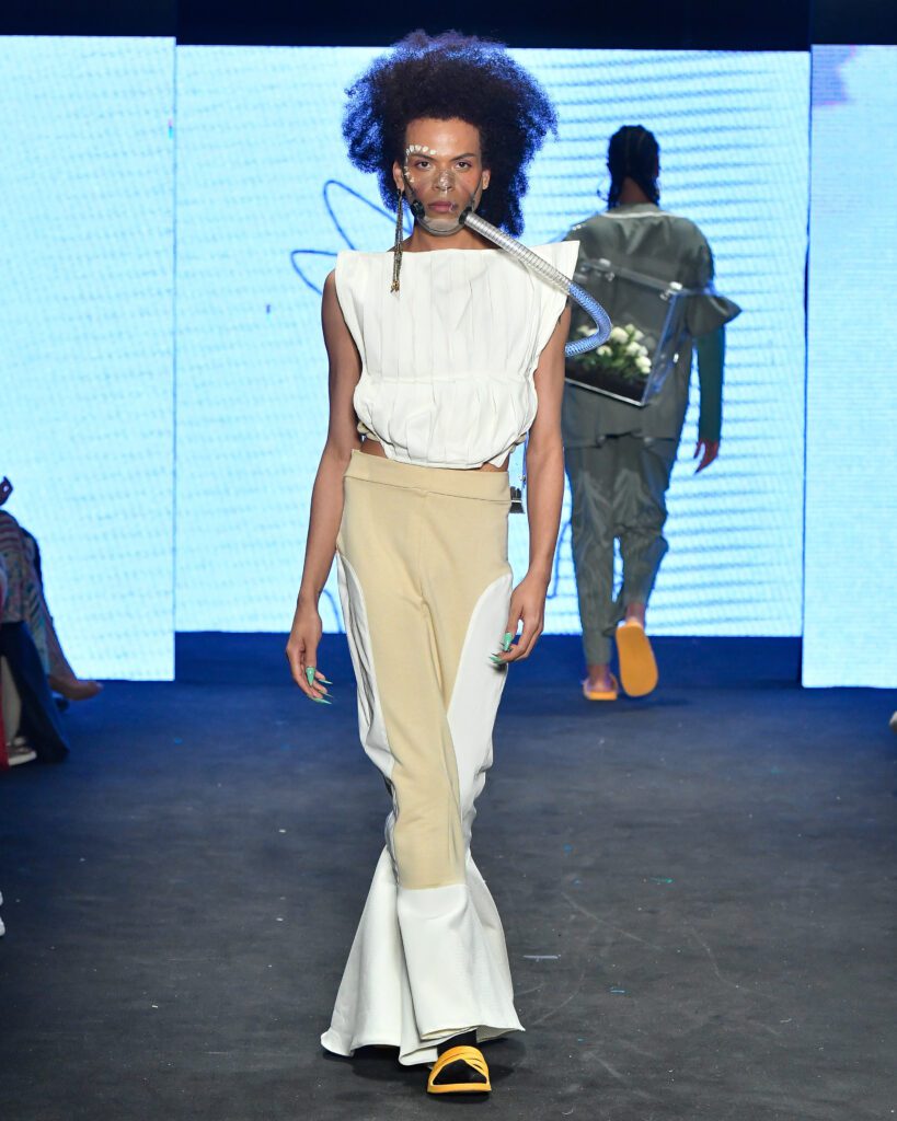 AZ MariasSPFW N54Ze Takahashi / @agfotosite