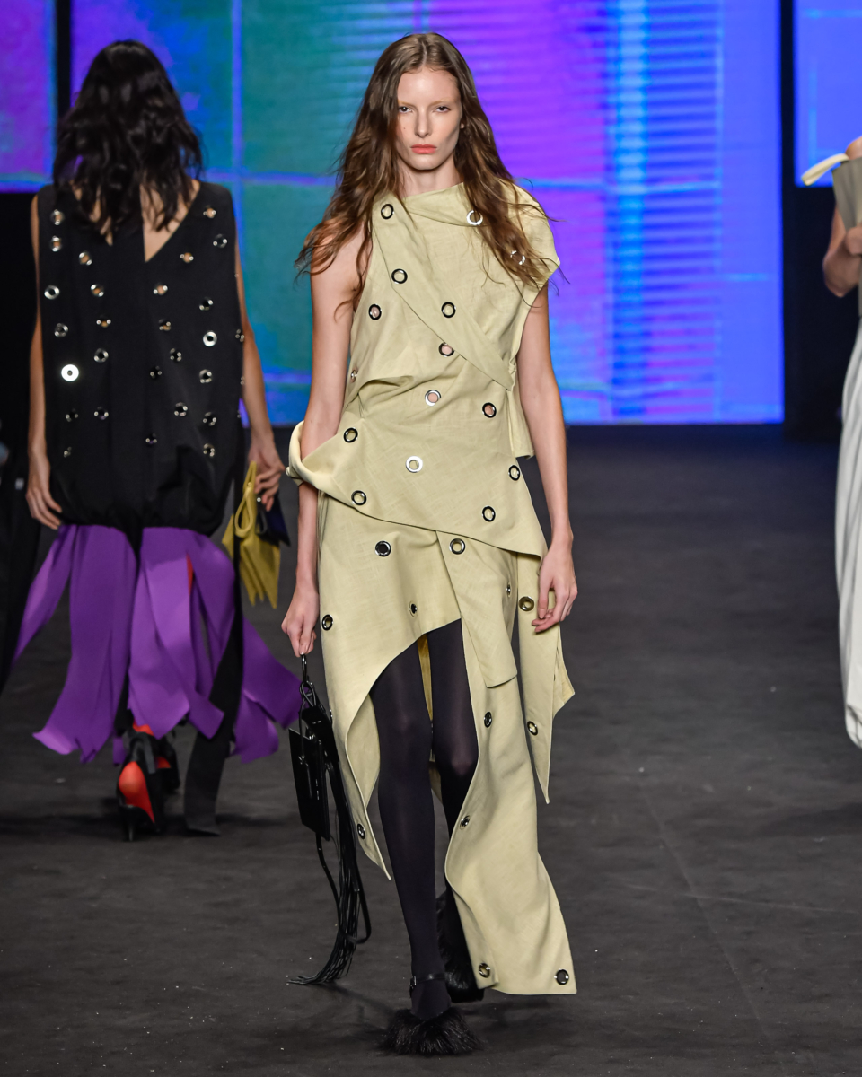 Rocio Canvas

SPFW N56

Foto: Ze Takahashi/ @agfotosite