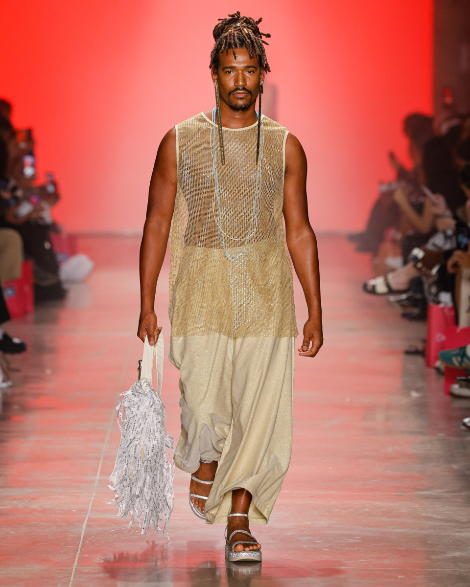 Isaac Silva

SPFW N58

Foto: Ze Takahashi / @agfotosite