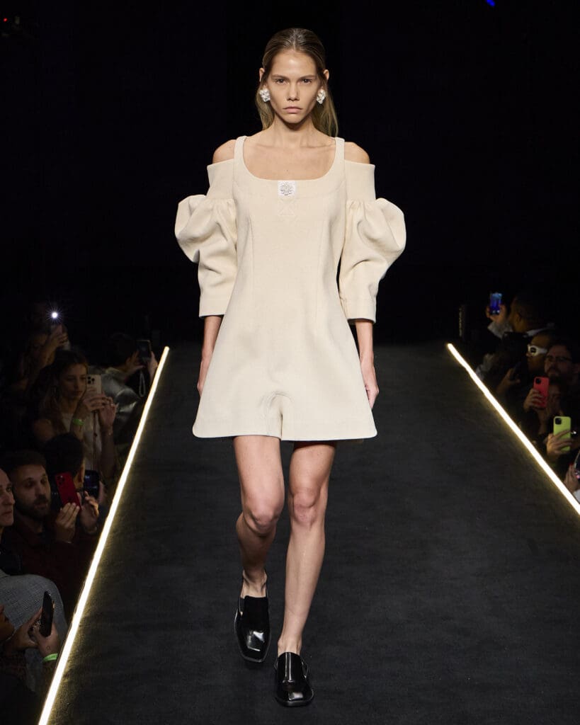 HERCHCOVITCH; ALEXANDRE

Inverno Primavera 2025

SPFW n59

foto: Zé Takahashi
