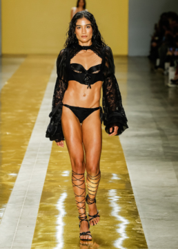 Amir Slama - SPFW N60 - Foto: Ze Takahashi / @agfotosite