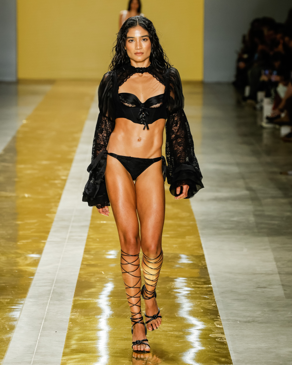 Amir Slama - SPFW N60 - Foto: Ze Takahashi / @agfotosite