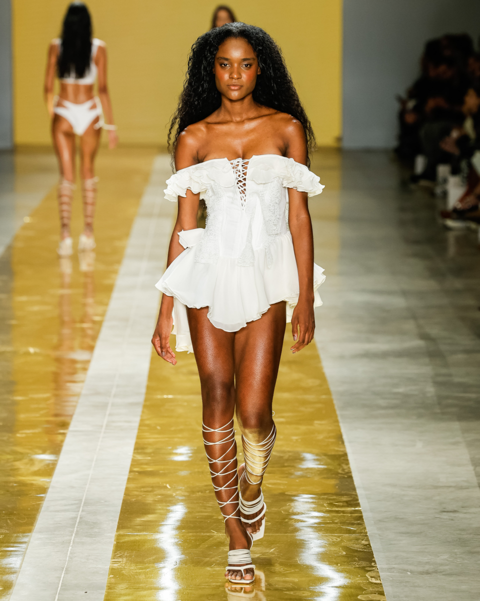 Amir Slama - SPFW N60 - 
Foto: Ze Takahashi / @agfotosite