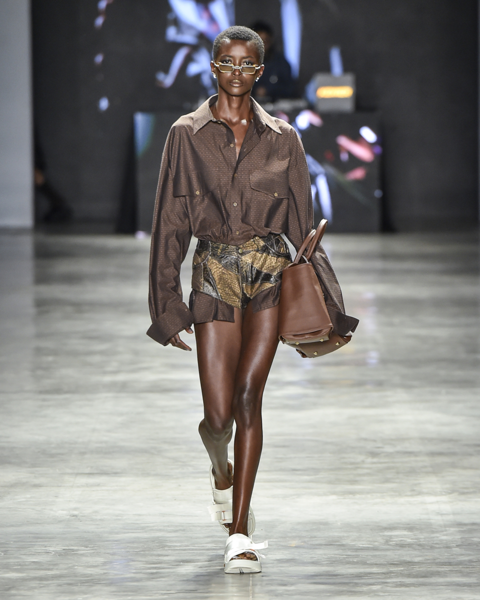 Dendezeiro

SPFW N60

Foto: Danilo Grimaldi/ @agfotosite