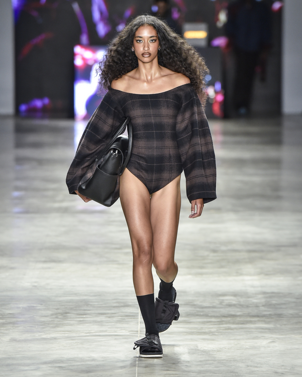 Dendezeiro

SPFW N60

Foto: Danilo Grimaldi/ @agfotosite