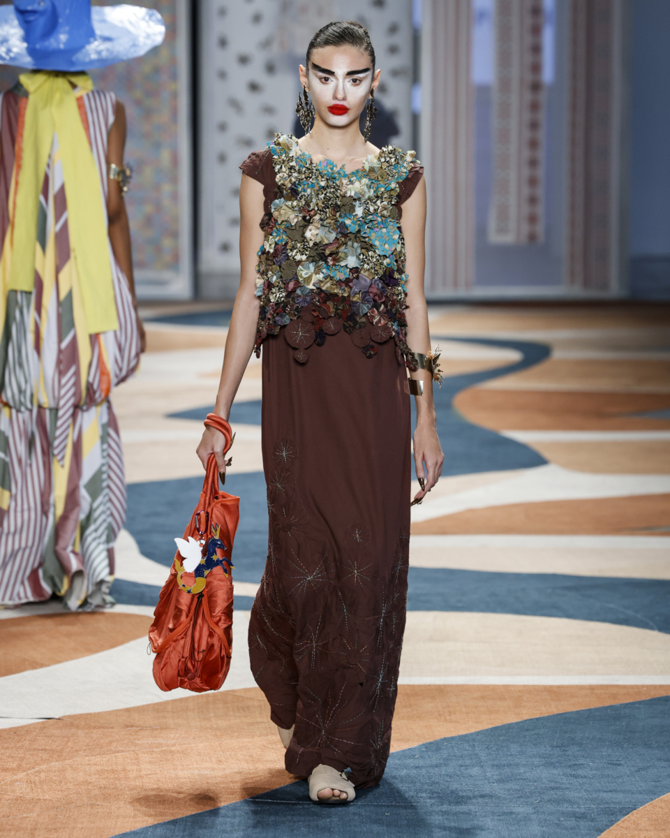 Foz

SPFW N60

Foto: Ze Takahashi/ @agfotosite