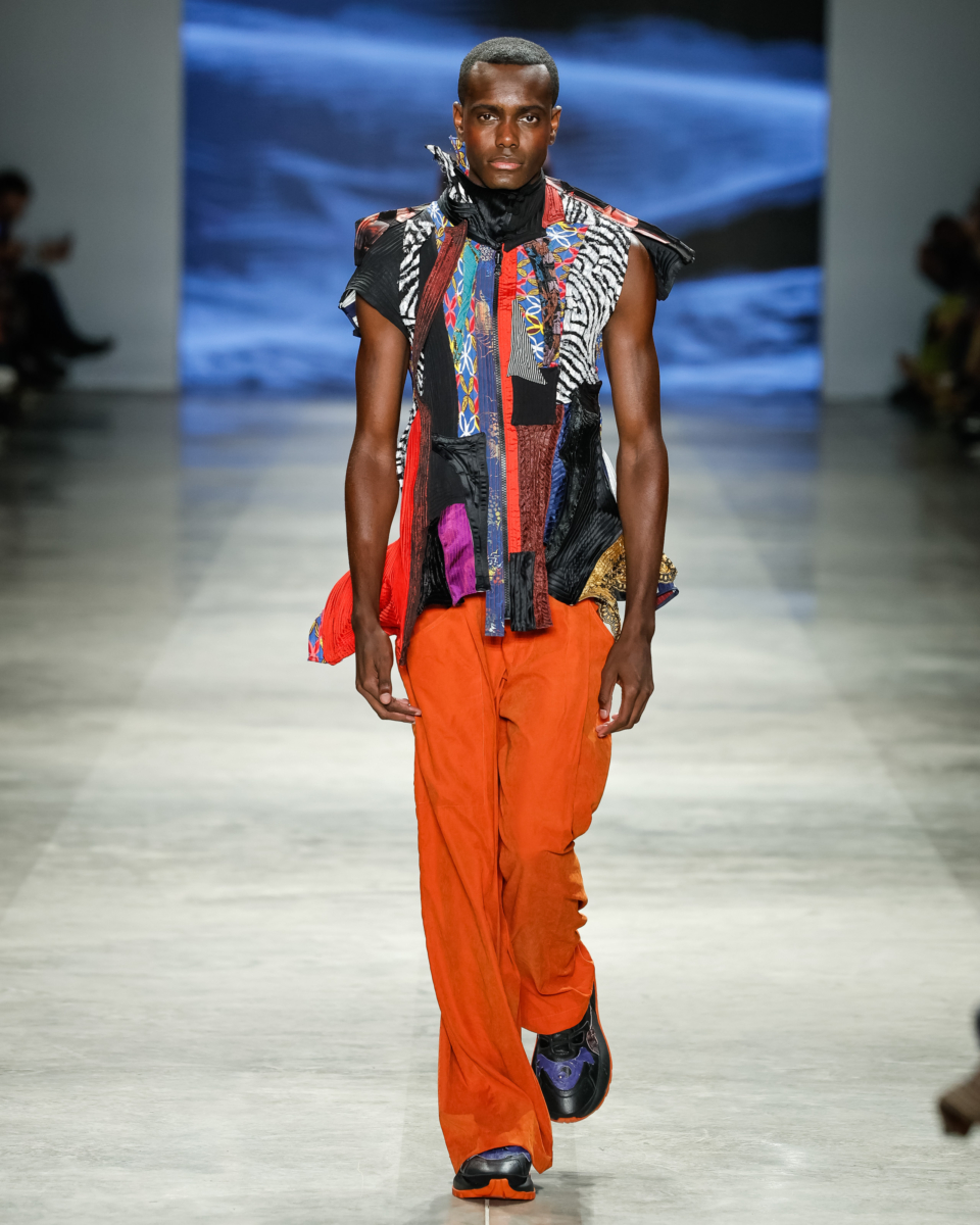 Lino Villaventura - SPFW N60 - 
Foto: Ze Takahashi / @agfotosite