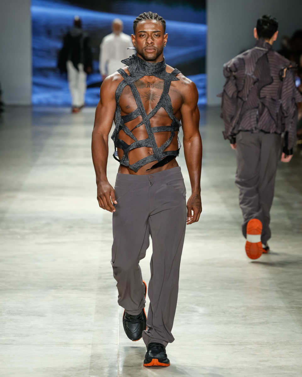 Lino Villaventura - SPFW N60 - 
Foto: Ze Takahashi / @agfotosite