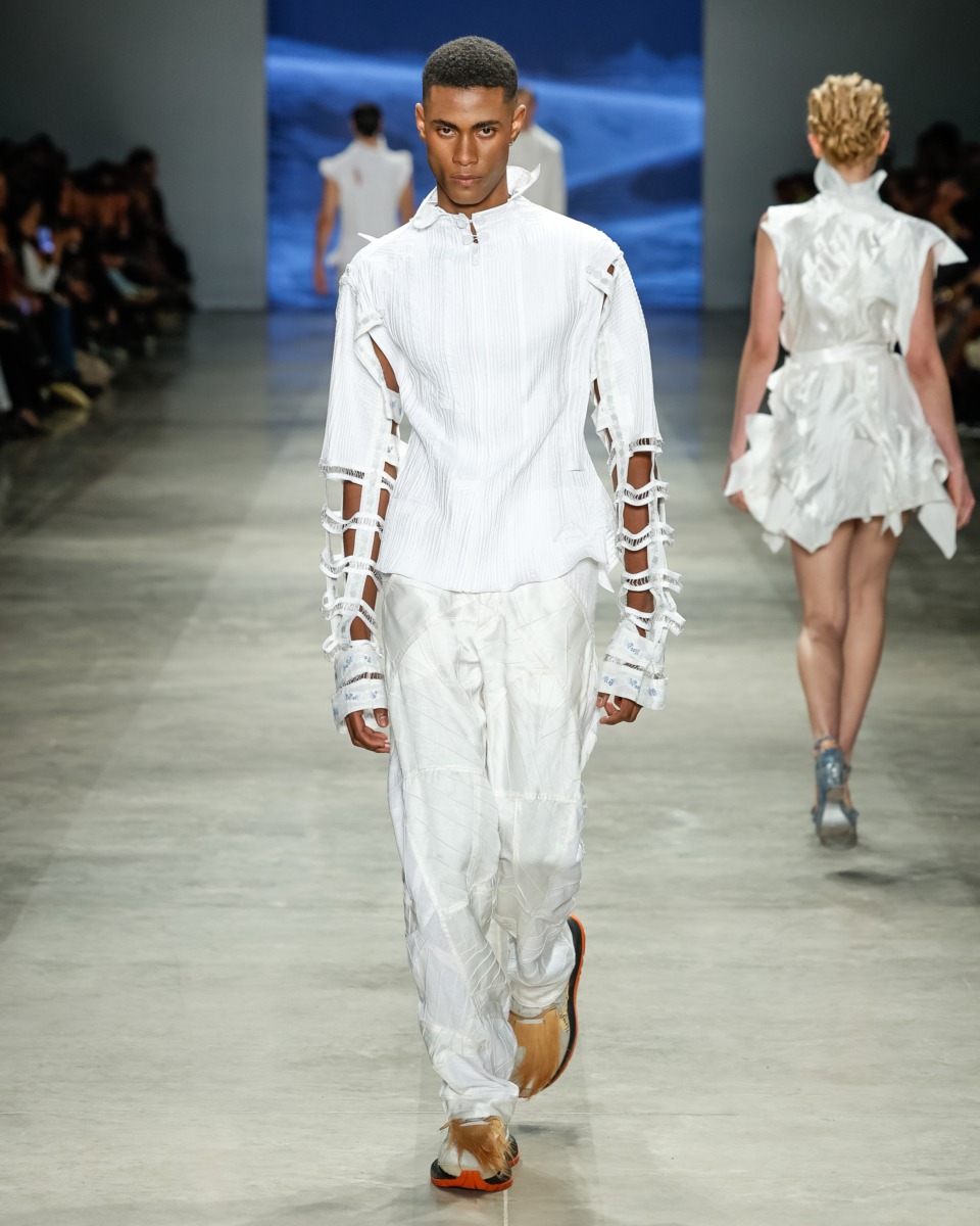 Lino Villaventura - SPFW N60 - 
Foto: Ze Takahashi / @agfotosite