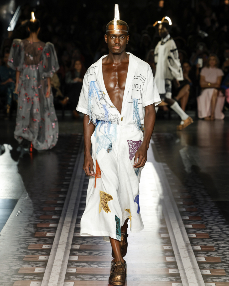Ronaldo Fraga

SPFW N60

Foto: Ze Takahashi/ @agfotosite